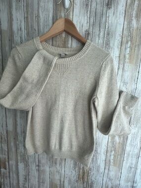 GAP Women’s Cream Knit Crewneck Sweater